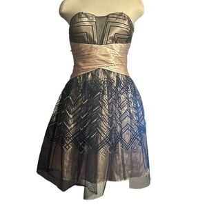 Hailey Logan By Addrianna Papell Strapless Black & Gold Formal Dress Size 7/8